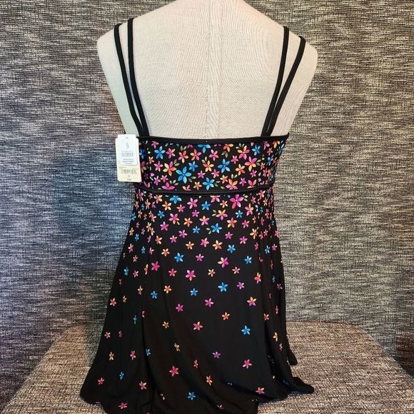 New Secretly Slender Skirted Swimsuit 1 piece New with Tags 14 Saint Johns Bay - Picture 4 of 8